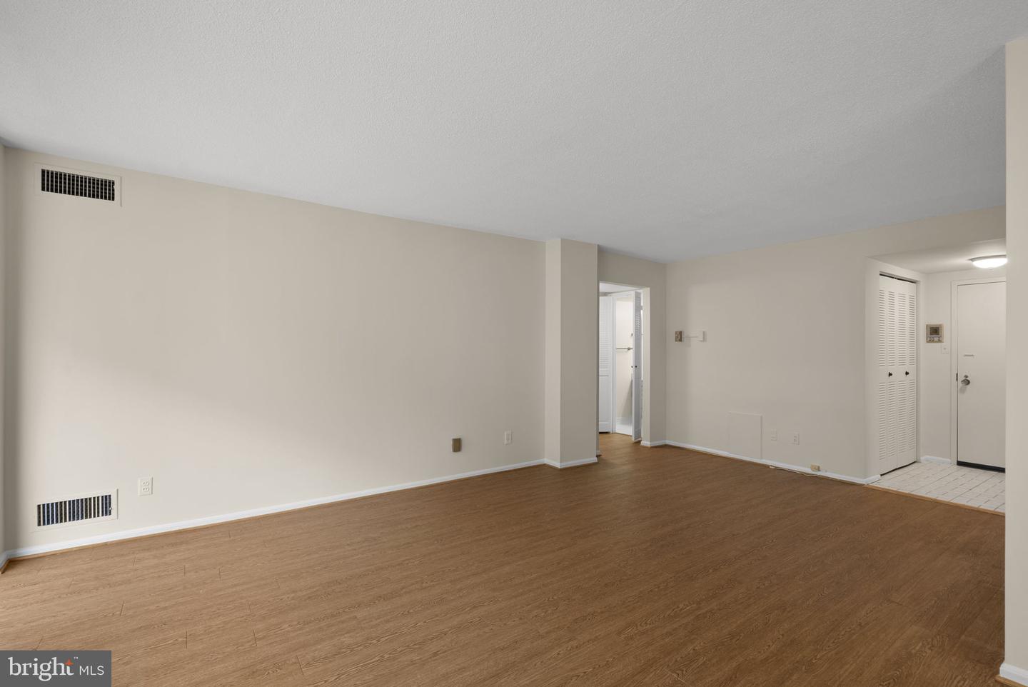 4 Monroe St #4-709 Property Photo 13