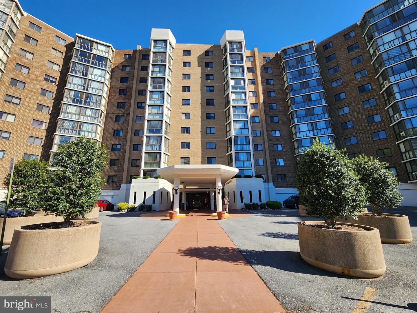 3330 N Leisure World Blvd #5-415 Property Photo 2
