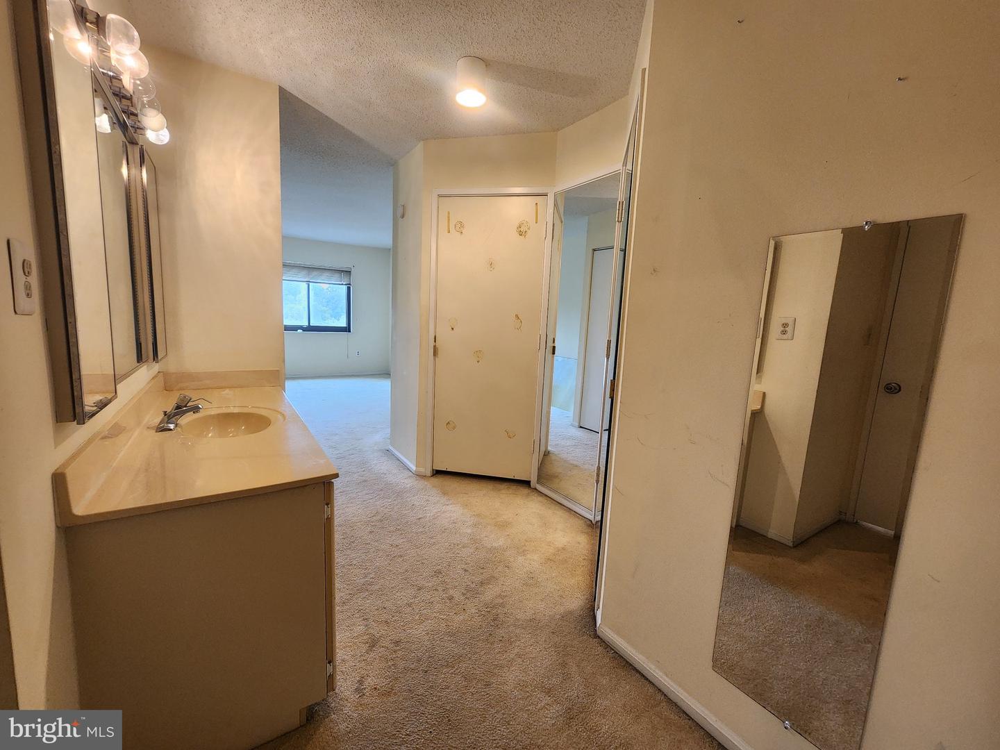 3330 N Leisure World Blvd #5-415 Property Photo 29