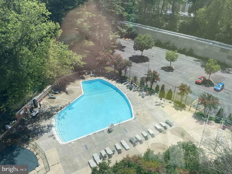 1900 Lyttonsville Rd #914 Property Photo 15