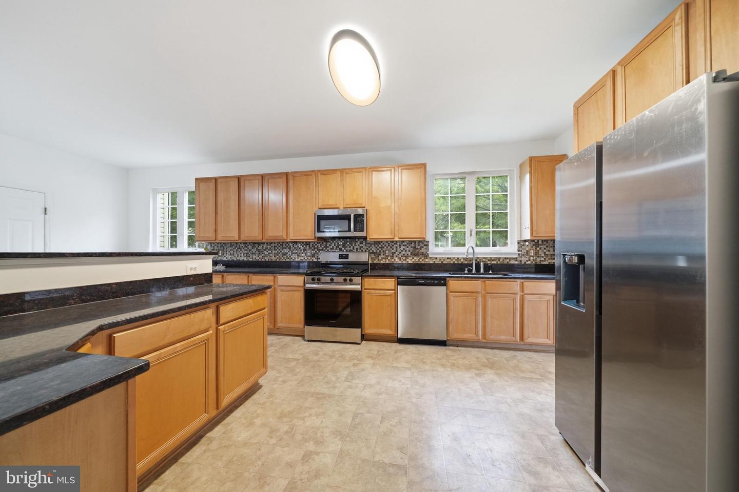 13814 Crownsgate Way Property Photo 18