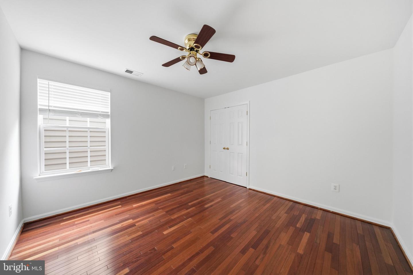 13814 Crownsgate Way Property Photo 31