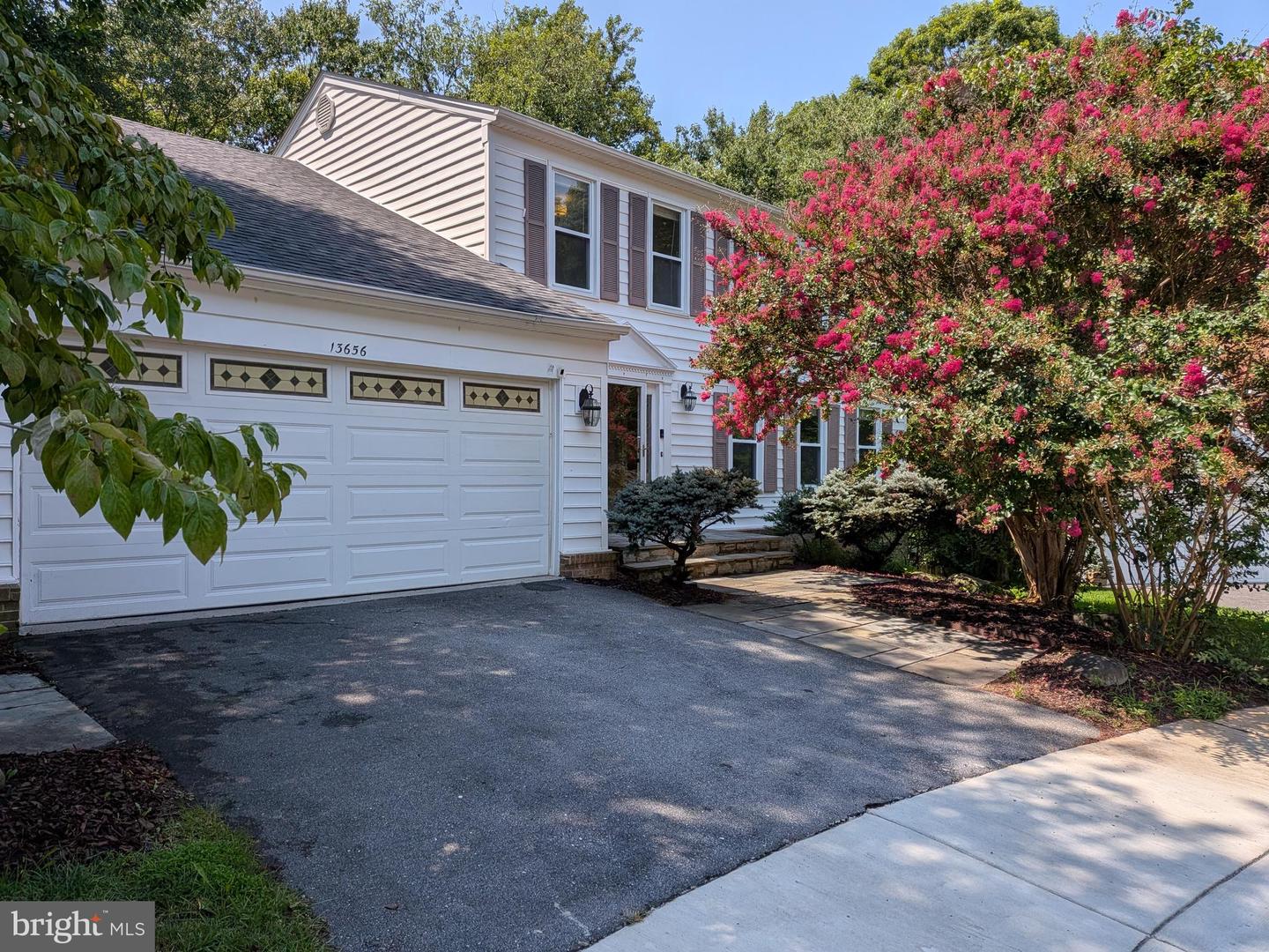 13656 Spinning Wheel Dr Property Photo 1