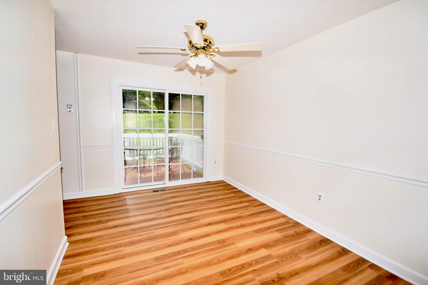 25253 Conrad Ct Property Photo 8