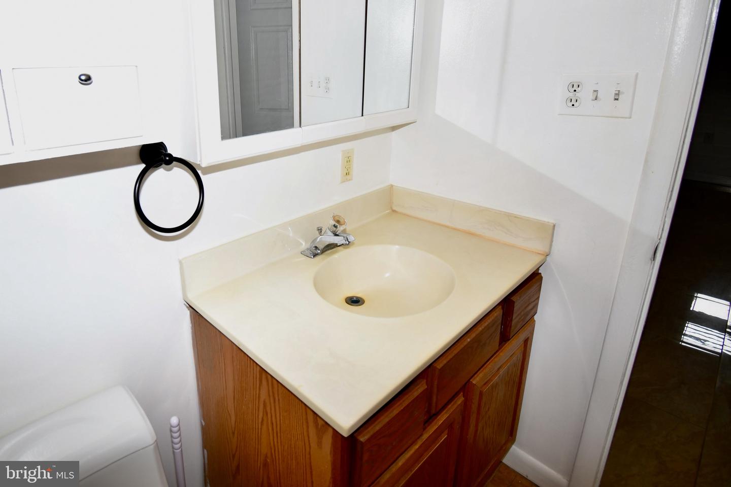 25253 Conrad Ct Property Photo 21