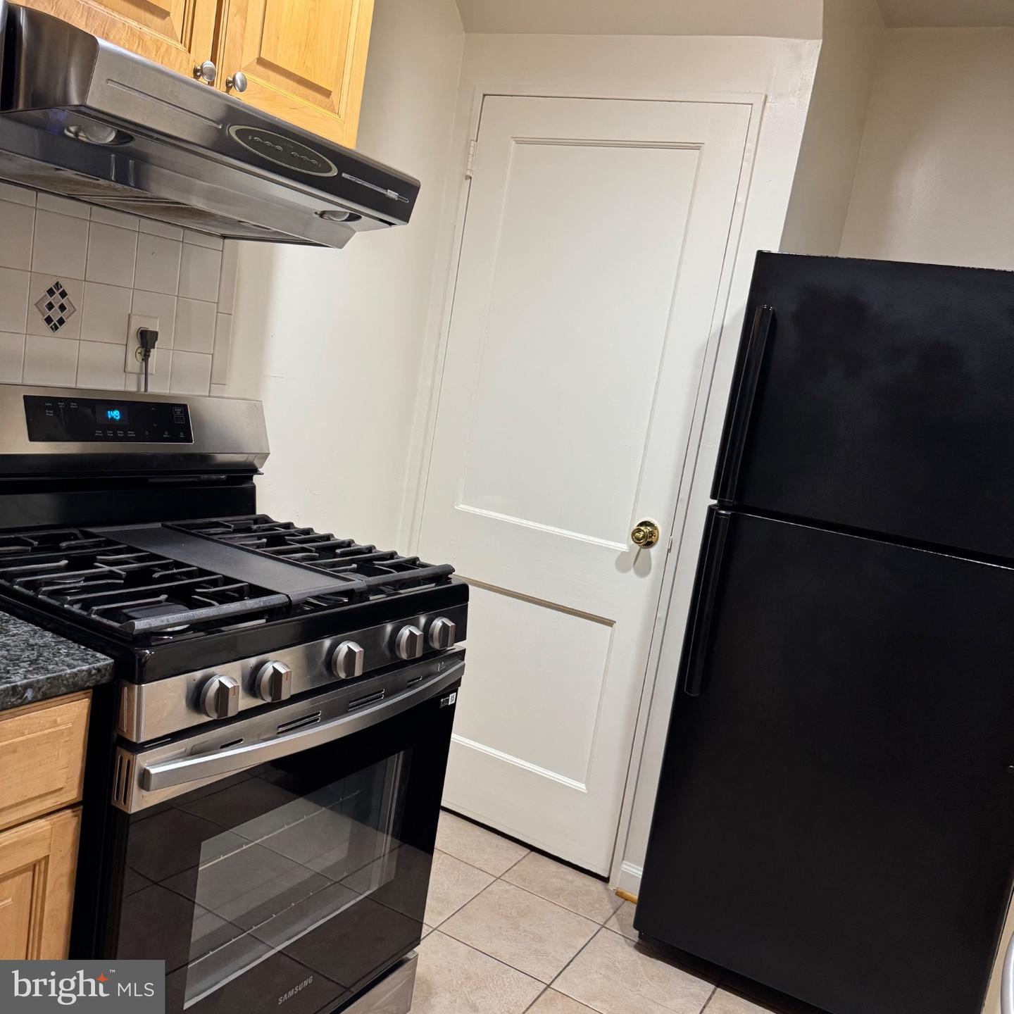 3204 Henderson Ave Property Photo 12
