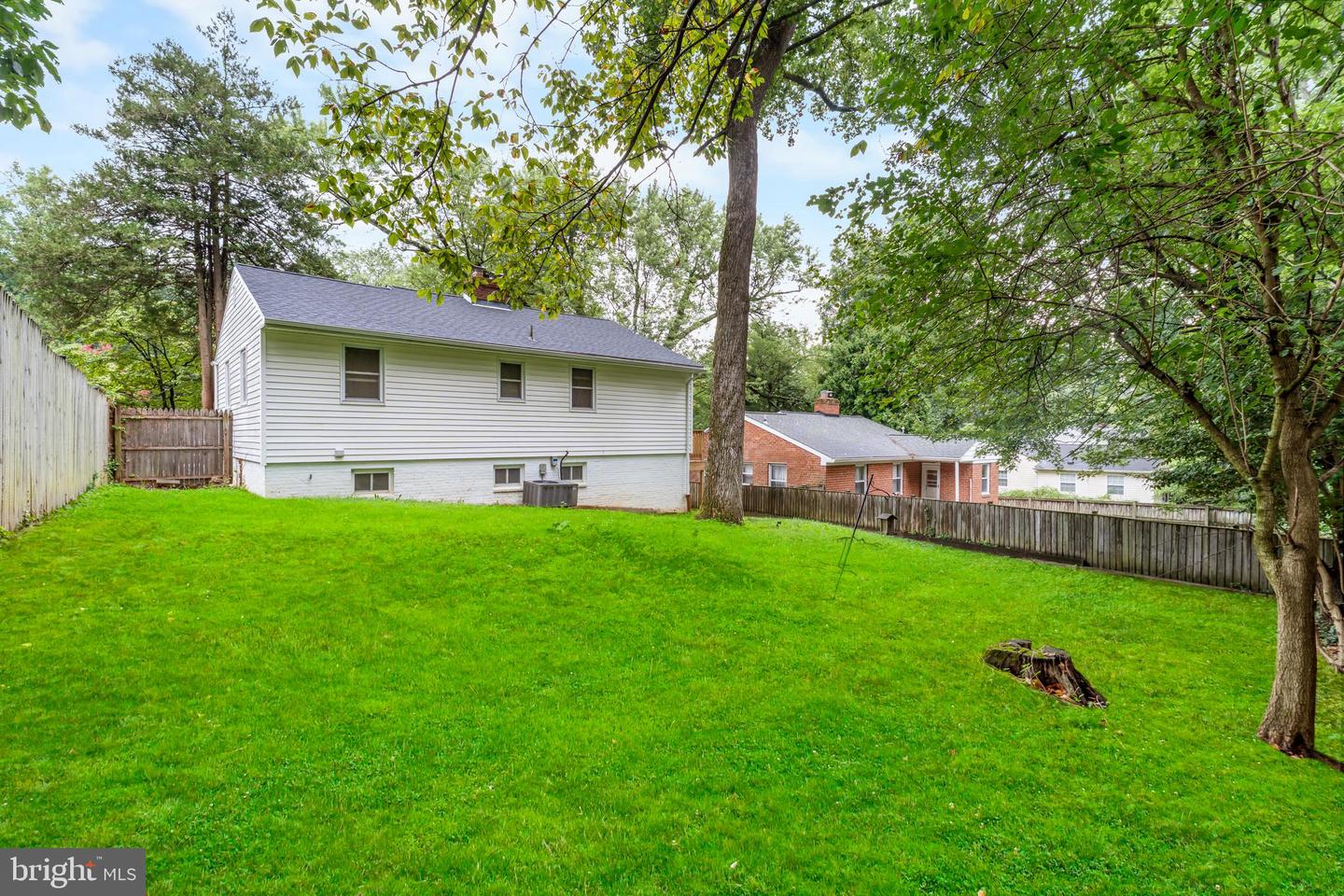 121 Whitmoor Ter Property Photo 35
