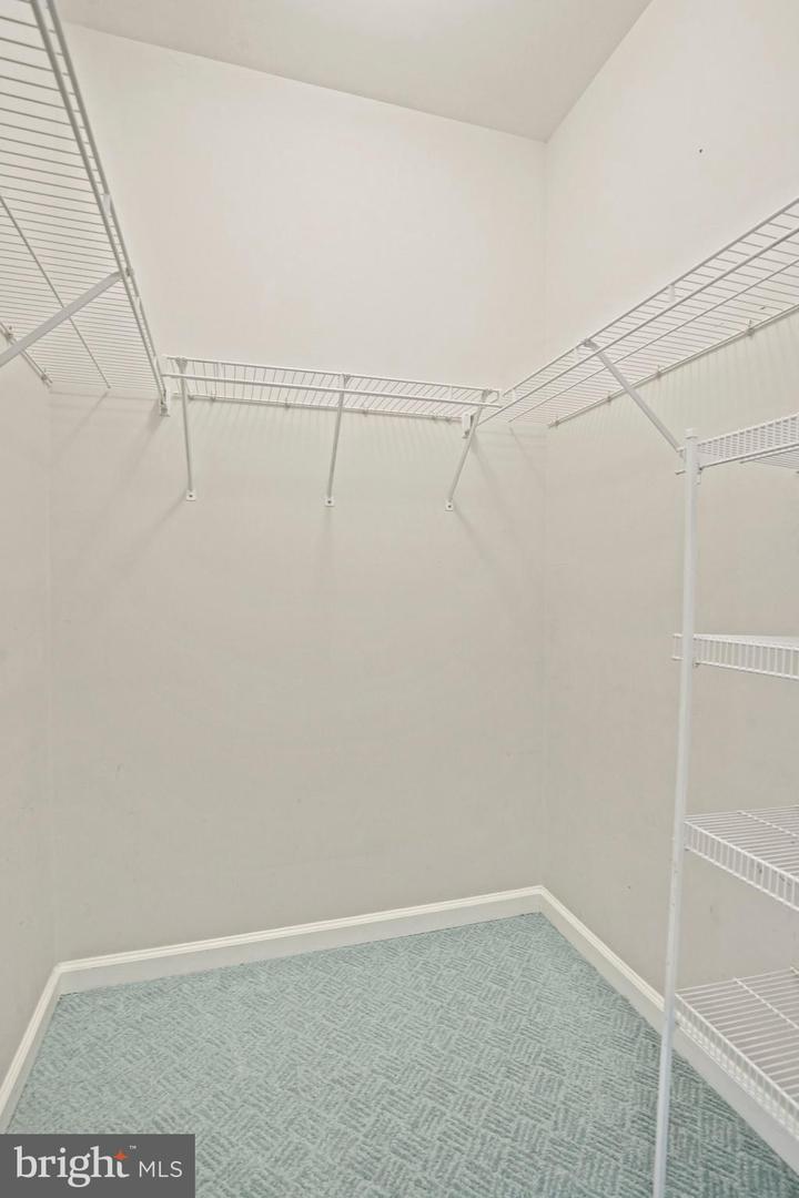 1201 E West Hwy #314 Property Photo 13