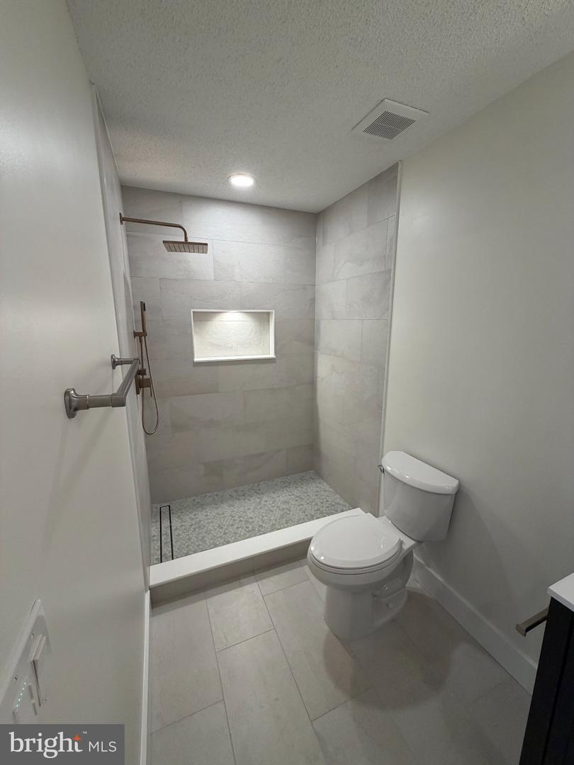 12904 Churchill Ridge Cir #3-11 Property Photo 16