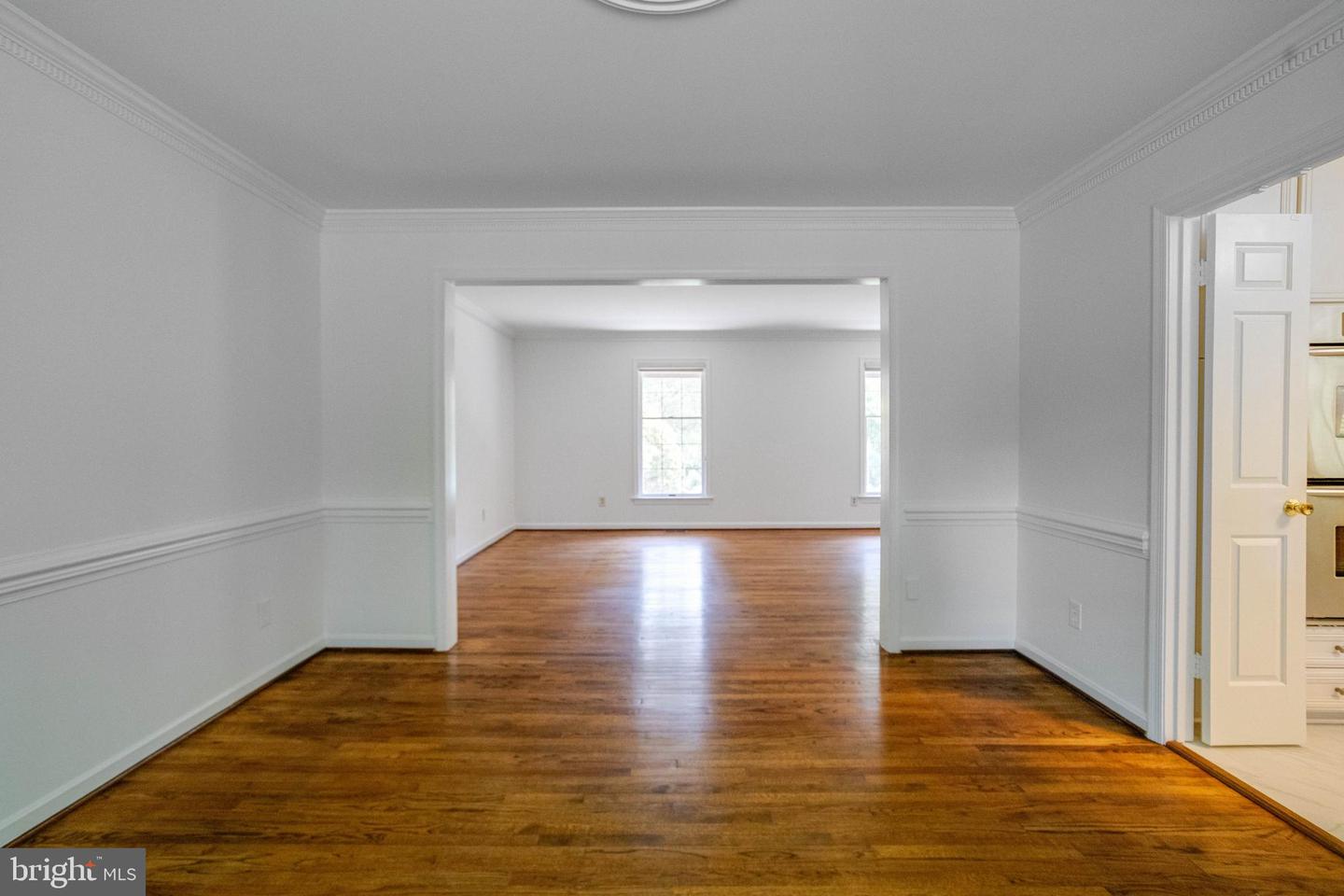 9326 Edgewood Ct Property Photo 17
