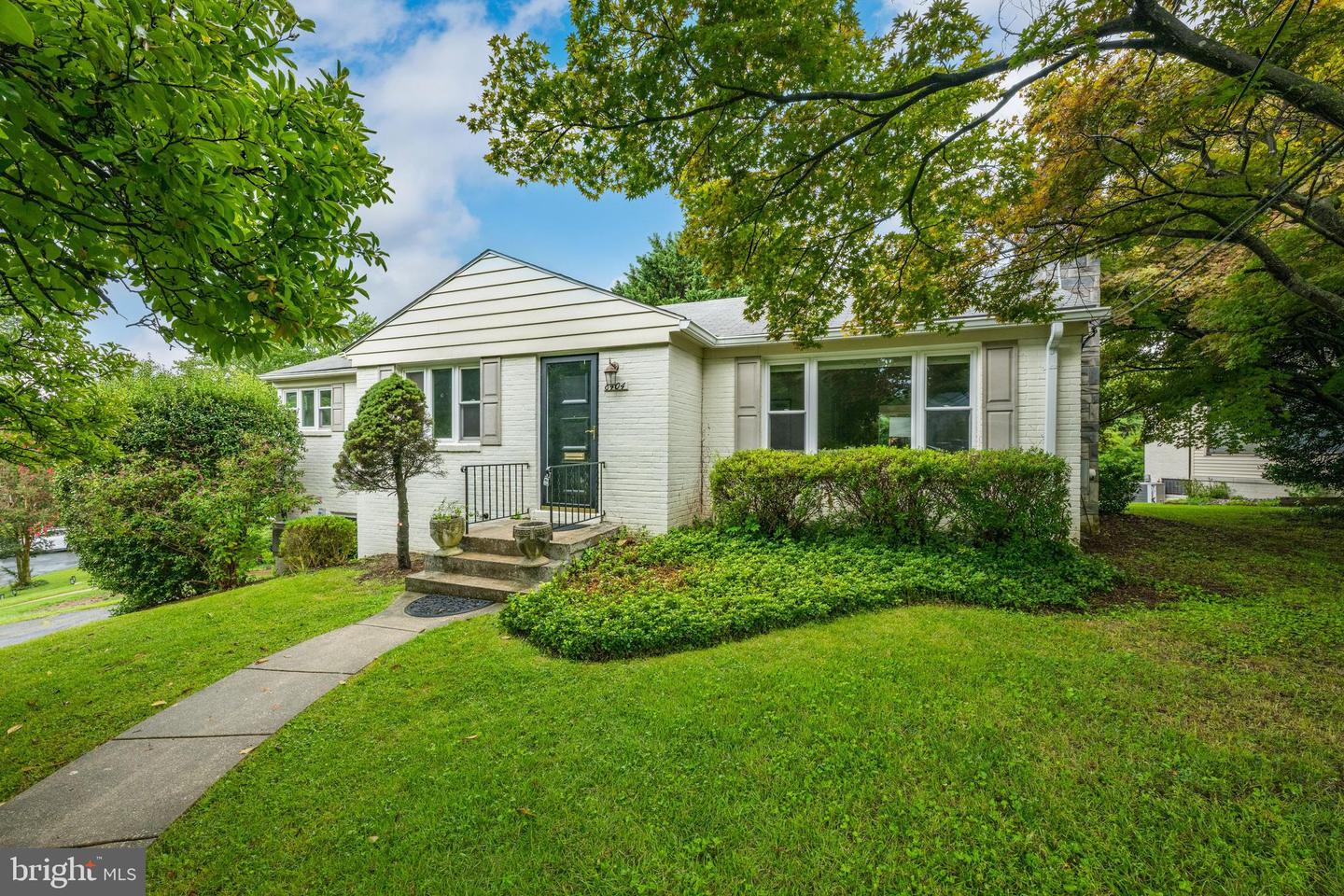 8404 Farrell Dr Property Photo 1