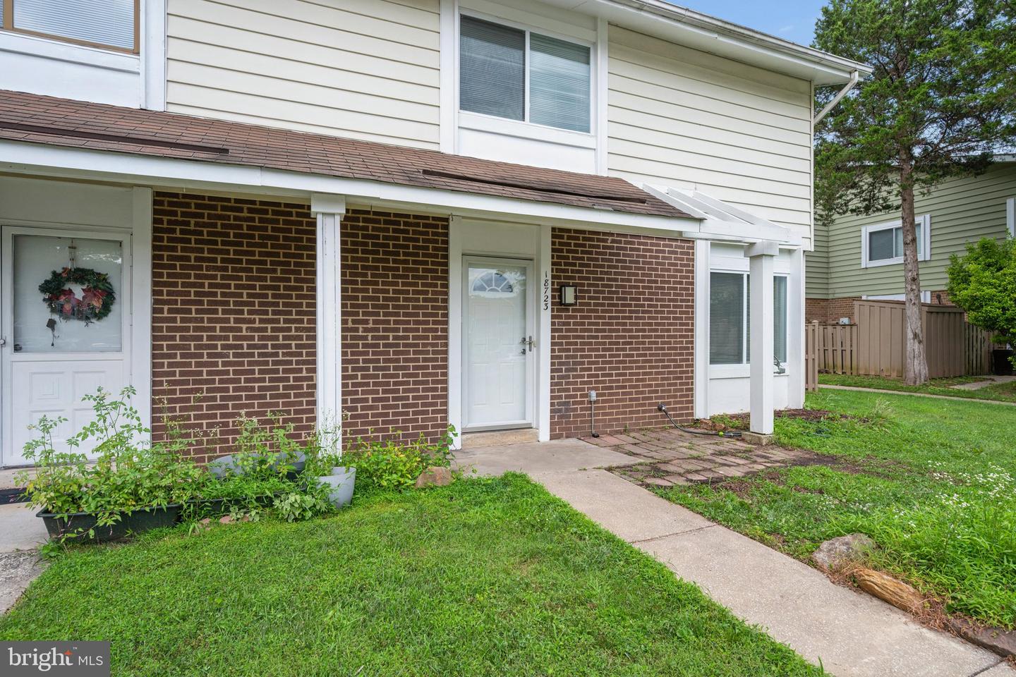 18723 CURRY POWDER LN Property Photo 1