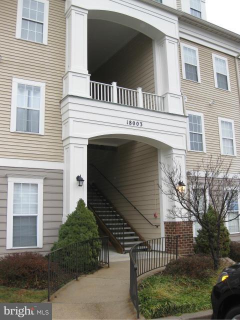 18003 CLOPPERS MILL TER #15-A Property Photo 1