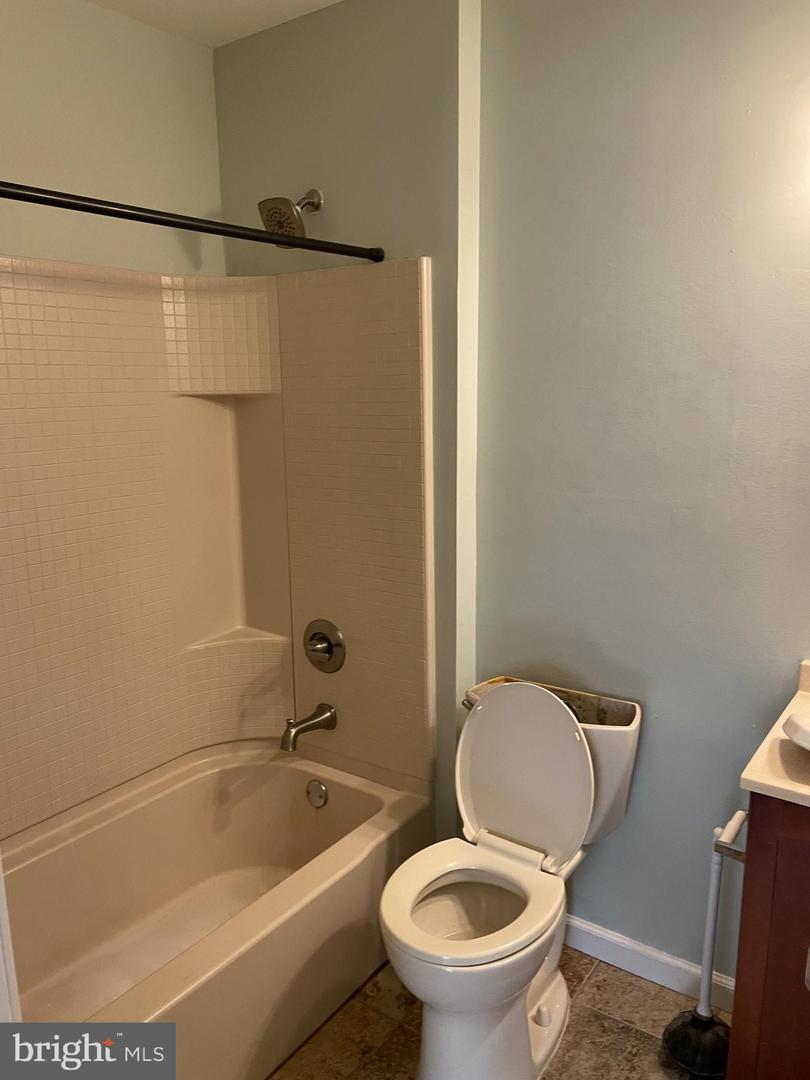 18625 Nutmeg Pl Property Photo 7