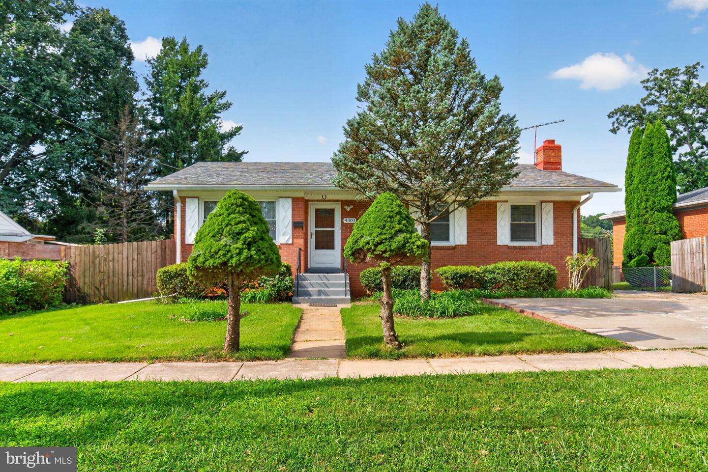4300 Federal St Property Photo 1