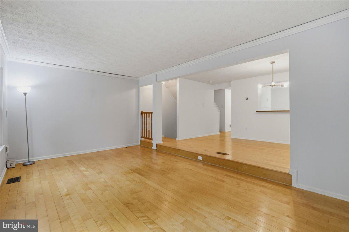 508 Palmspring Dr Property Photo 5