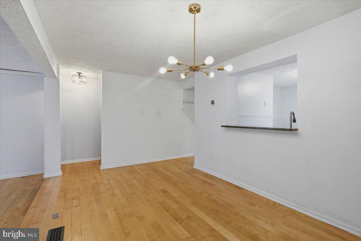 508 Palmspring Dr Property Photo 6
