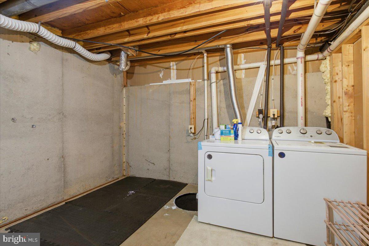 508 Palmspring Dr Property Photo 40