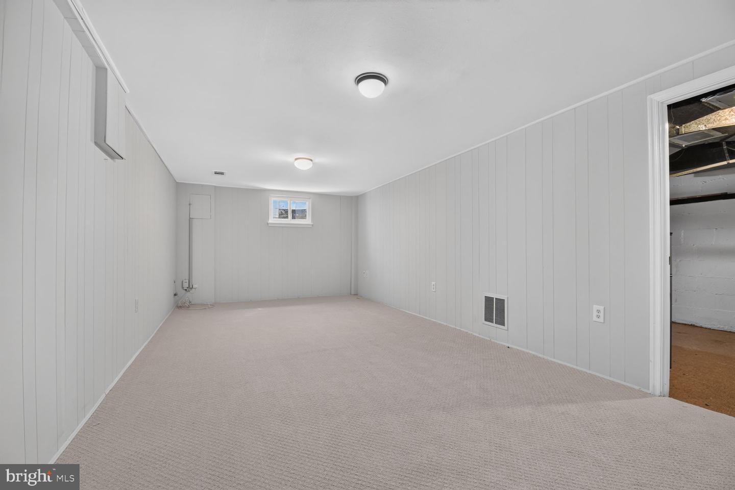 8511 Freyman Dr Property Photo 32