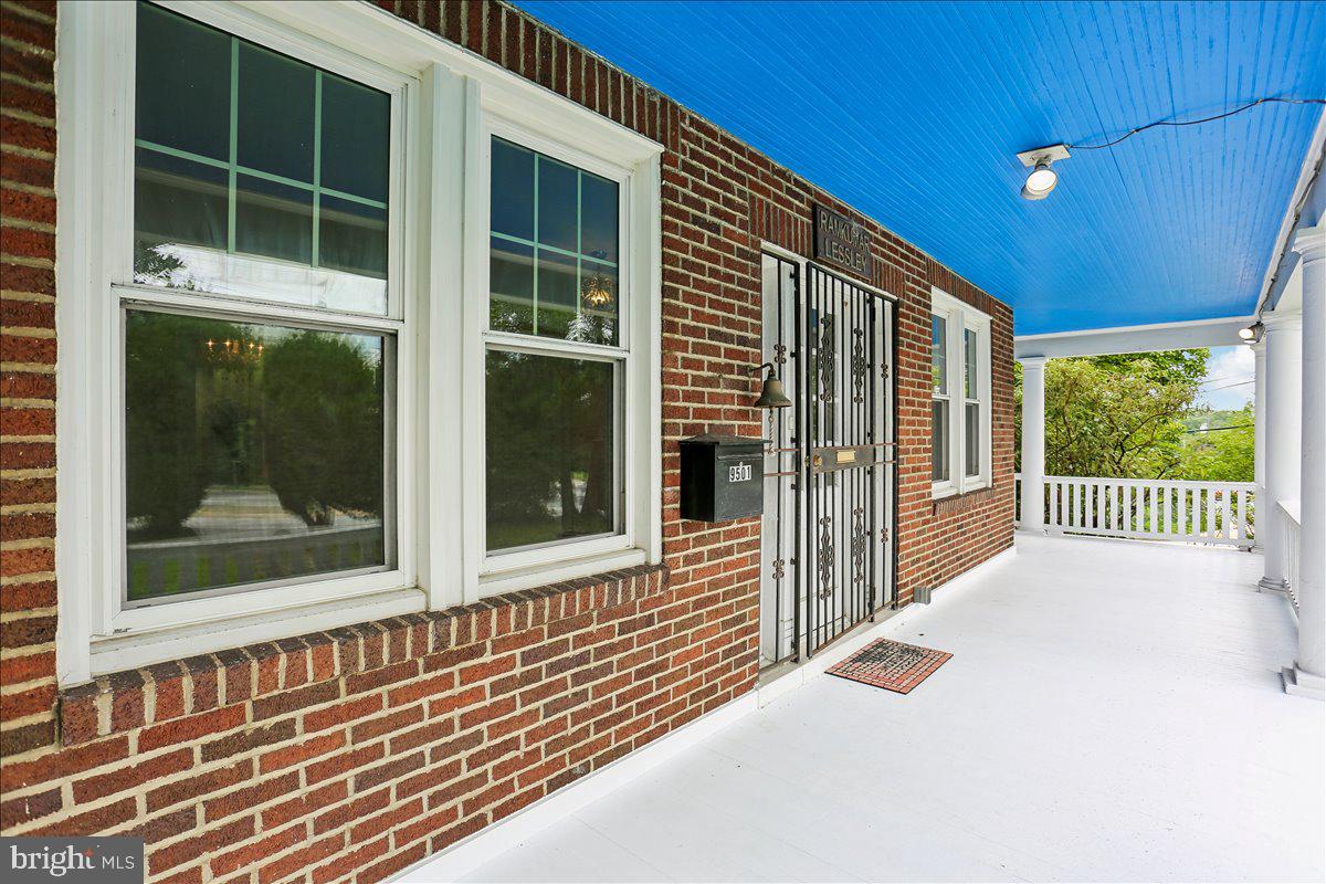 9501 Colesville Rd Property Photo 5