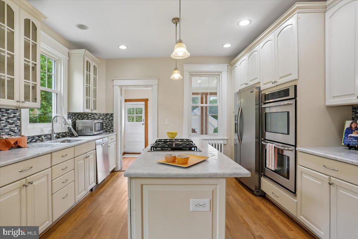 9501 Colesville Rd Property Photo 21