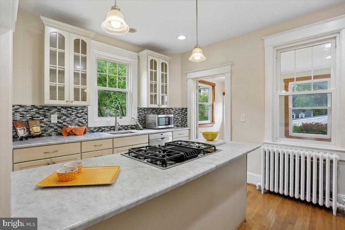 9501 Colesville Rd Property Photo 22