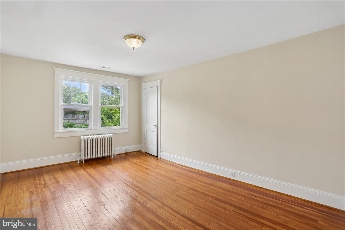 9501 Colesville Rd Property Photo 42