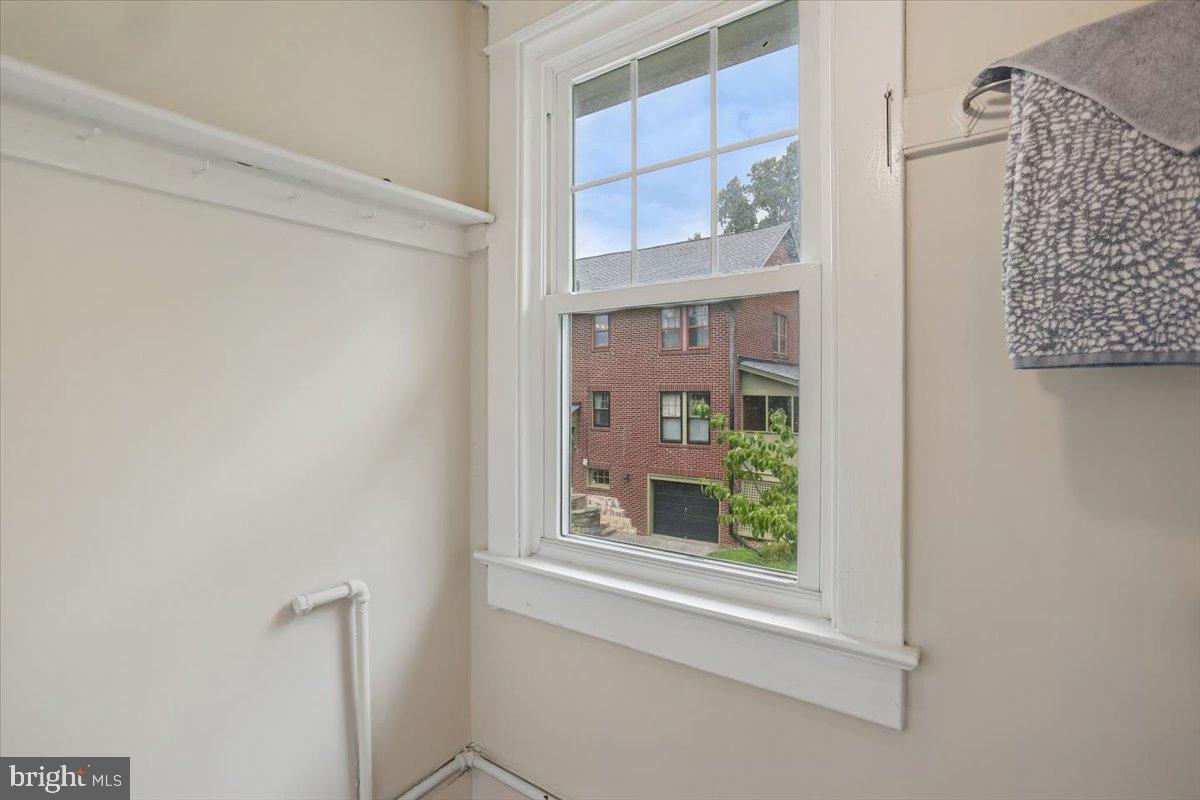 9501 Colesville Rd Property Photo 55
