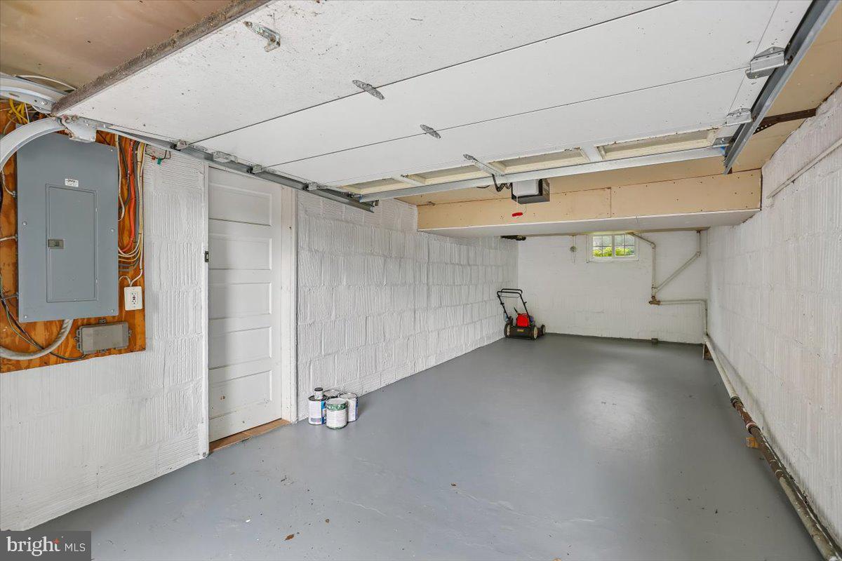9501 Colesville Rd Property Photo 63