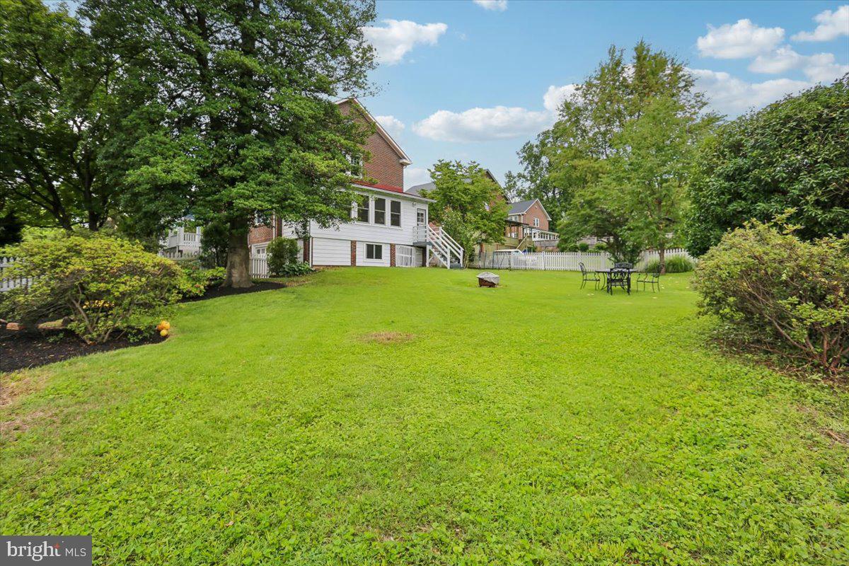 9501 Colesville Rd Property Photo 76