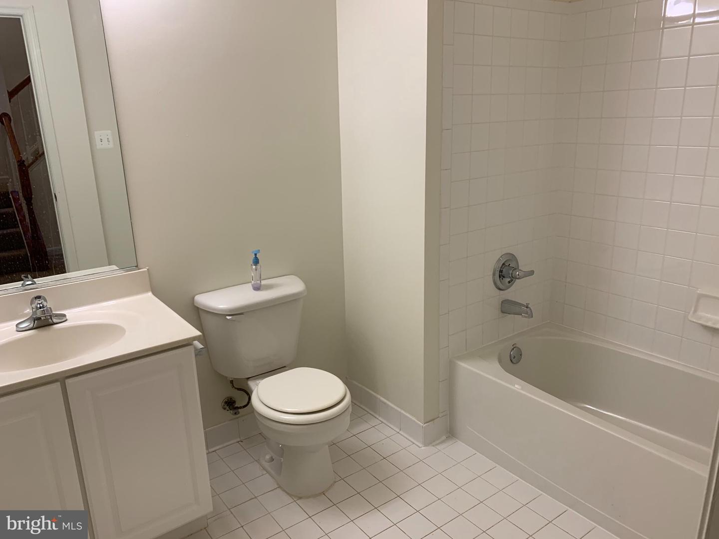 13706 Harvest Glen Way Property Photo 9
