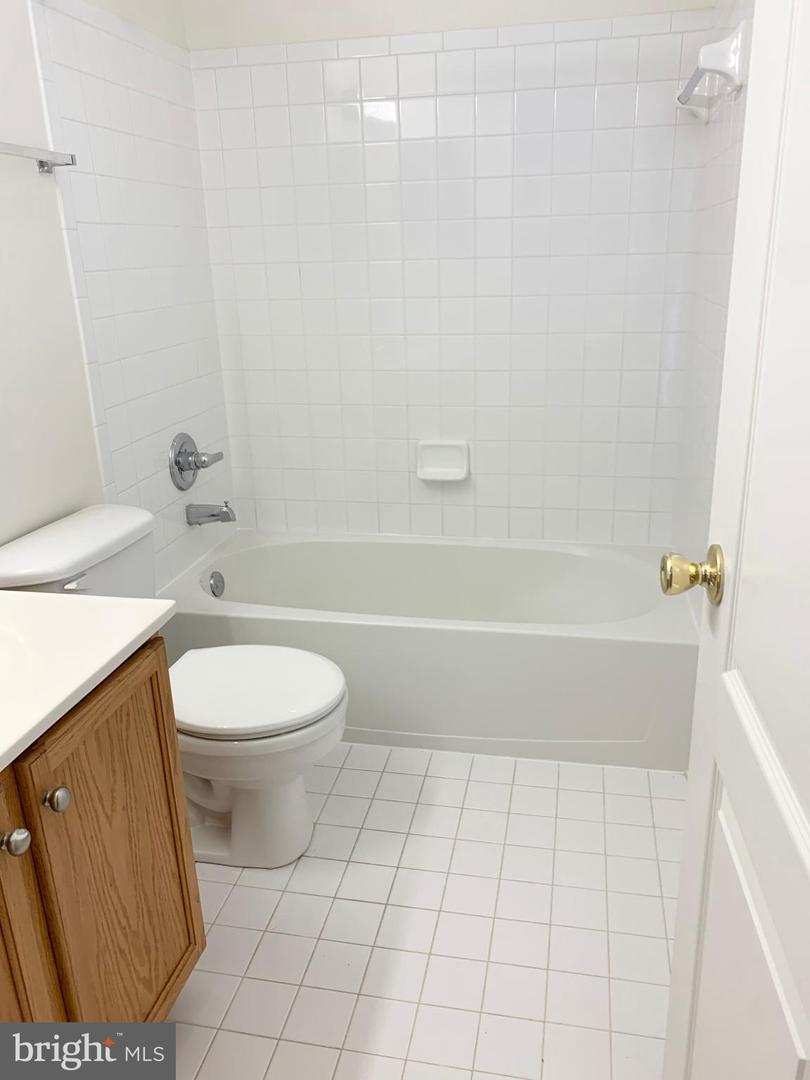 13706 Harvest Glen Way Property Photo 19