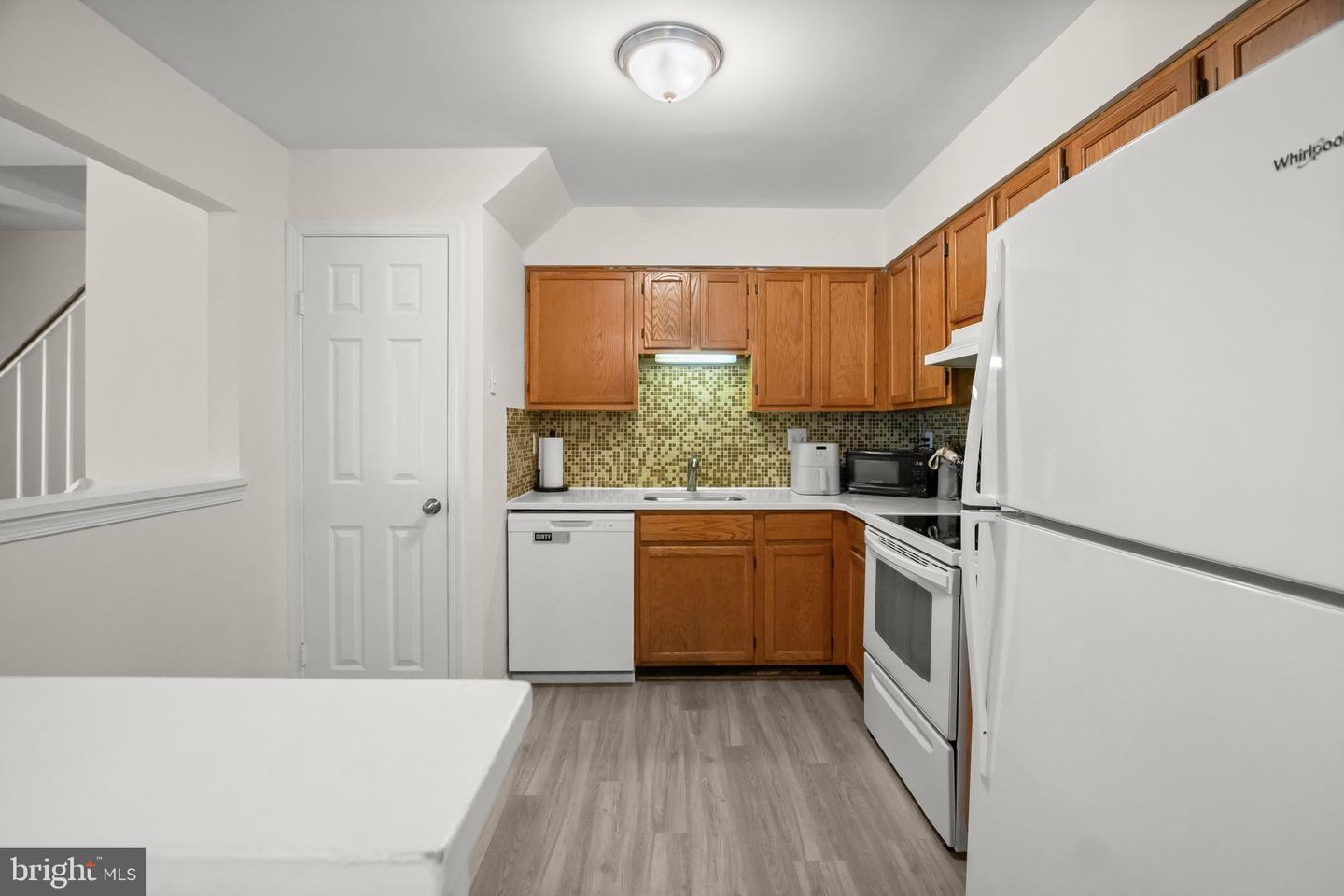 29 Highstream Ct #1027 Property Photo 9