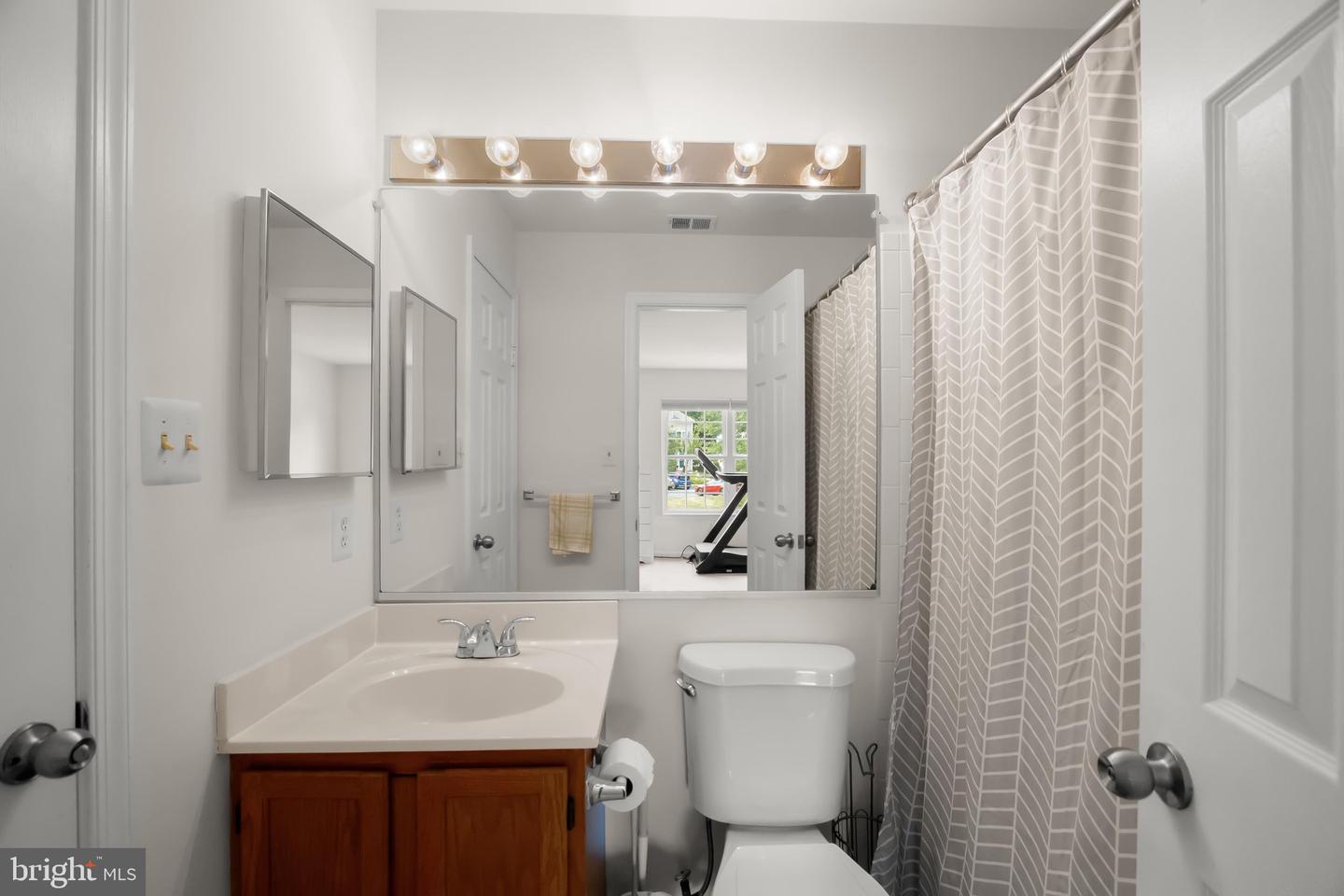 29 Highstream Ct #1027 Property Photo 15