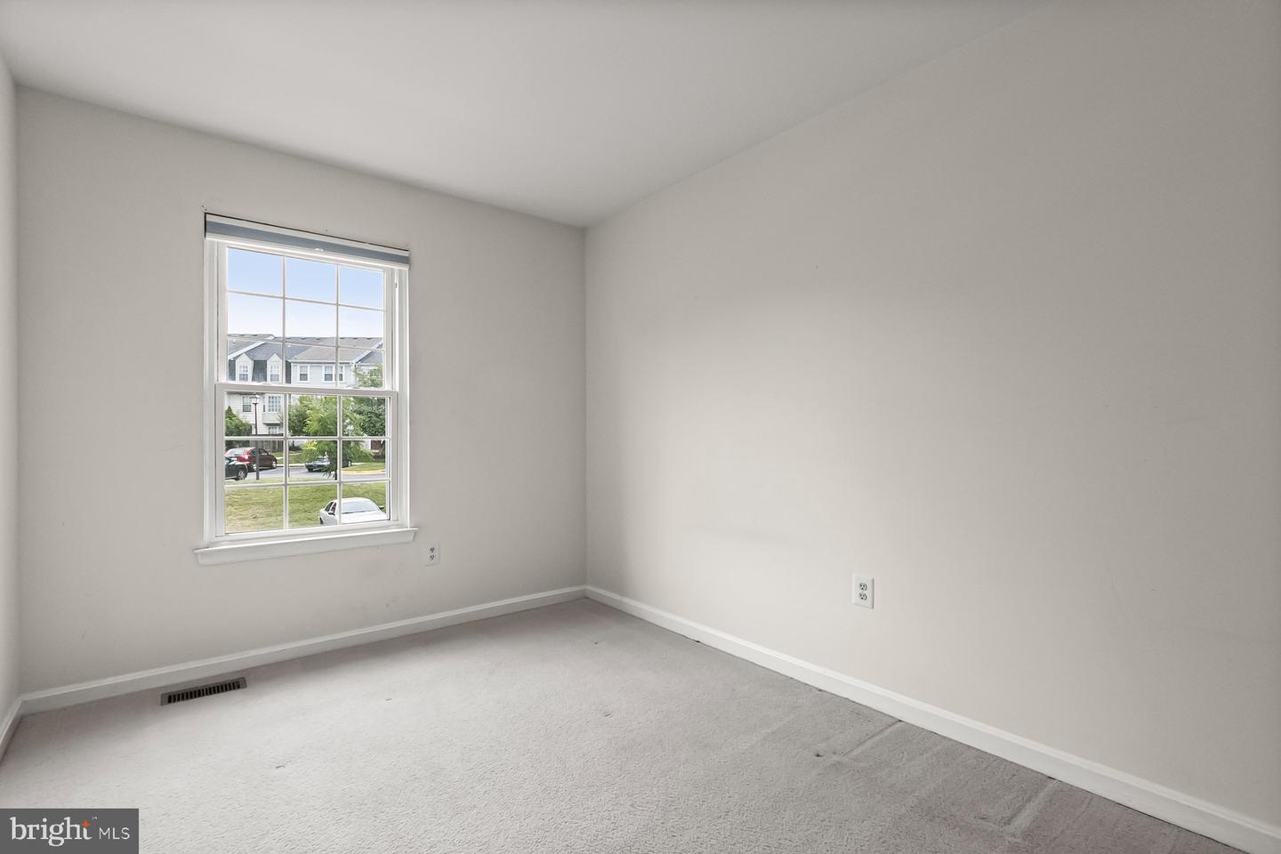 29 Highstream Ct #1027 Property Photo 19