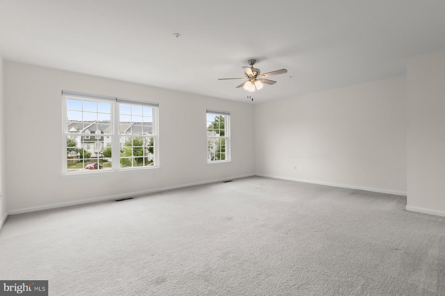 29 Highstream Ct #1027 Property Photo 21