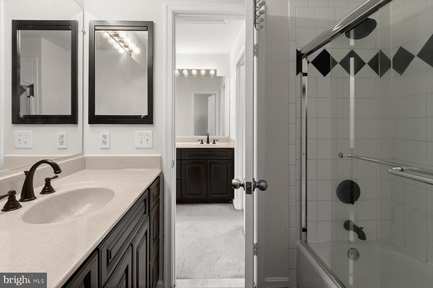 29 Highstream Ct #1027 Property Photo 24