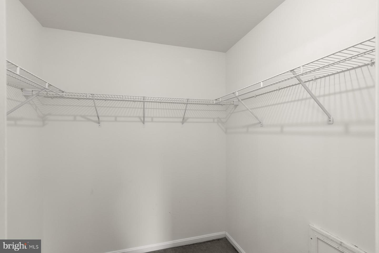 29 Highstream Ct #1027 Property Photo 27