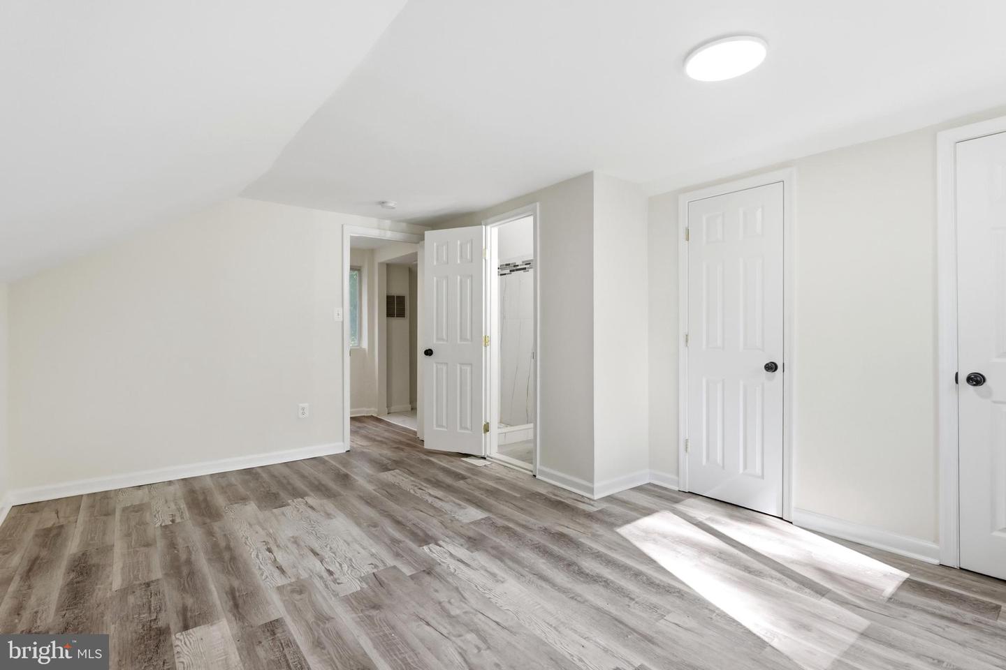 12820 Maple St Property Photo 24