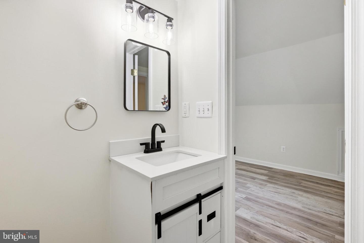 12820 Maple St Property Photo 29
