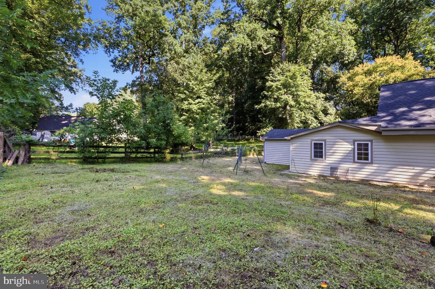 12820 Maple St Property Photo 43