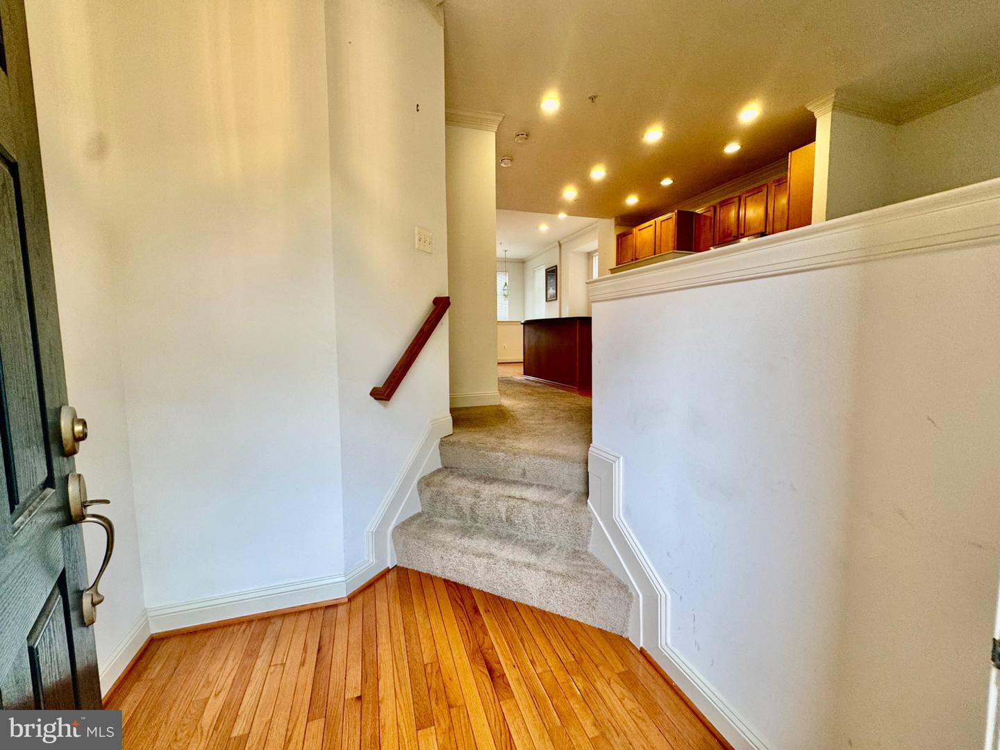 23517 Gardenside Pl Property Photo 3