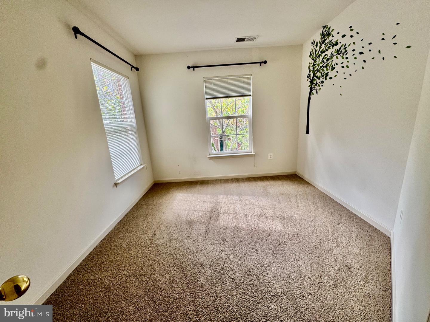 23517 Gardenside Pl Property Photo 14