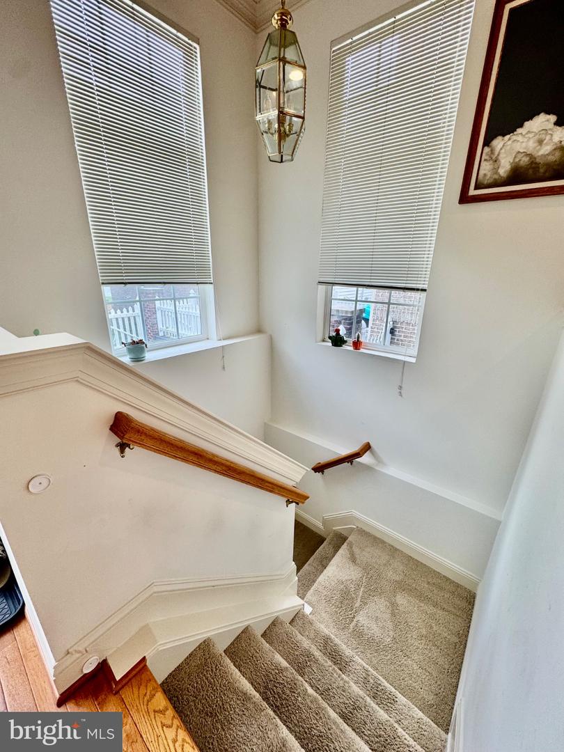23517 Gardenside Pl Property Photo 17