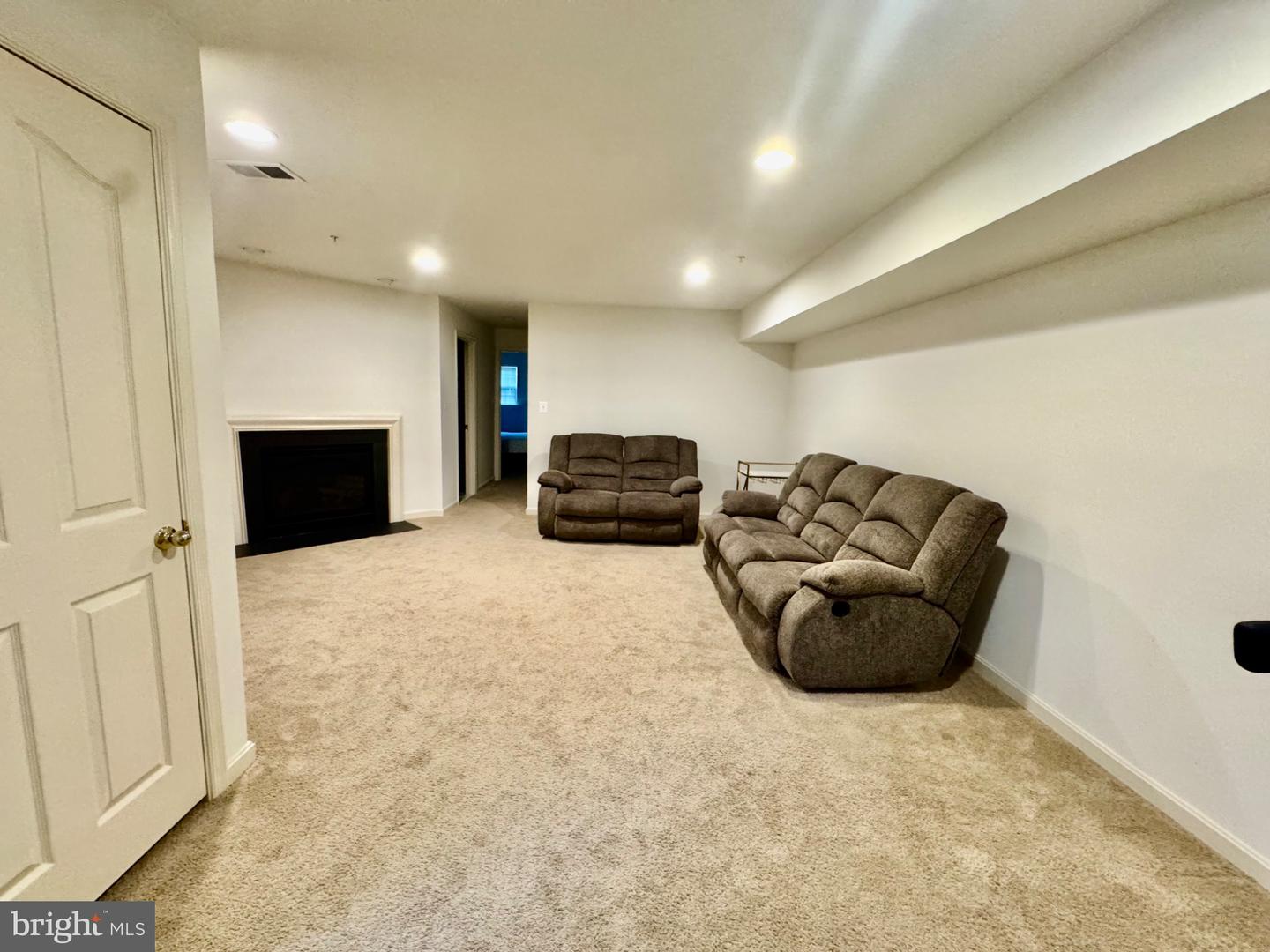 23517 Gardenside Pl Property Photo 18