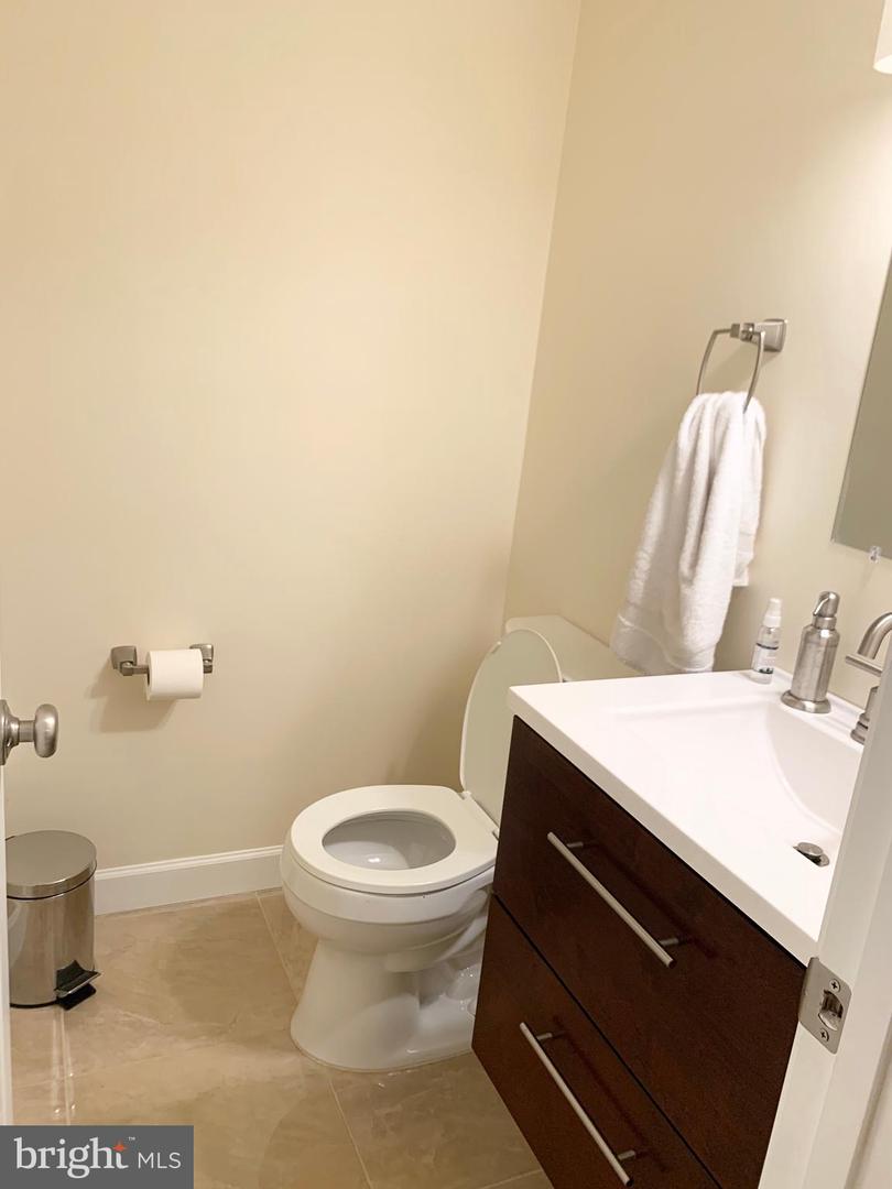 8507 Victory Ln Property Photo 28