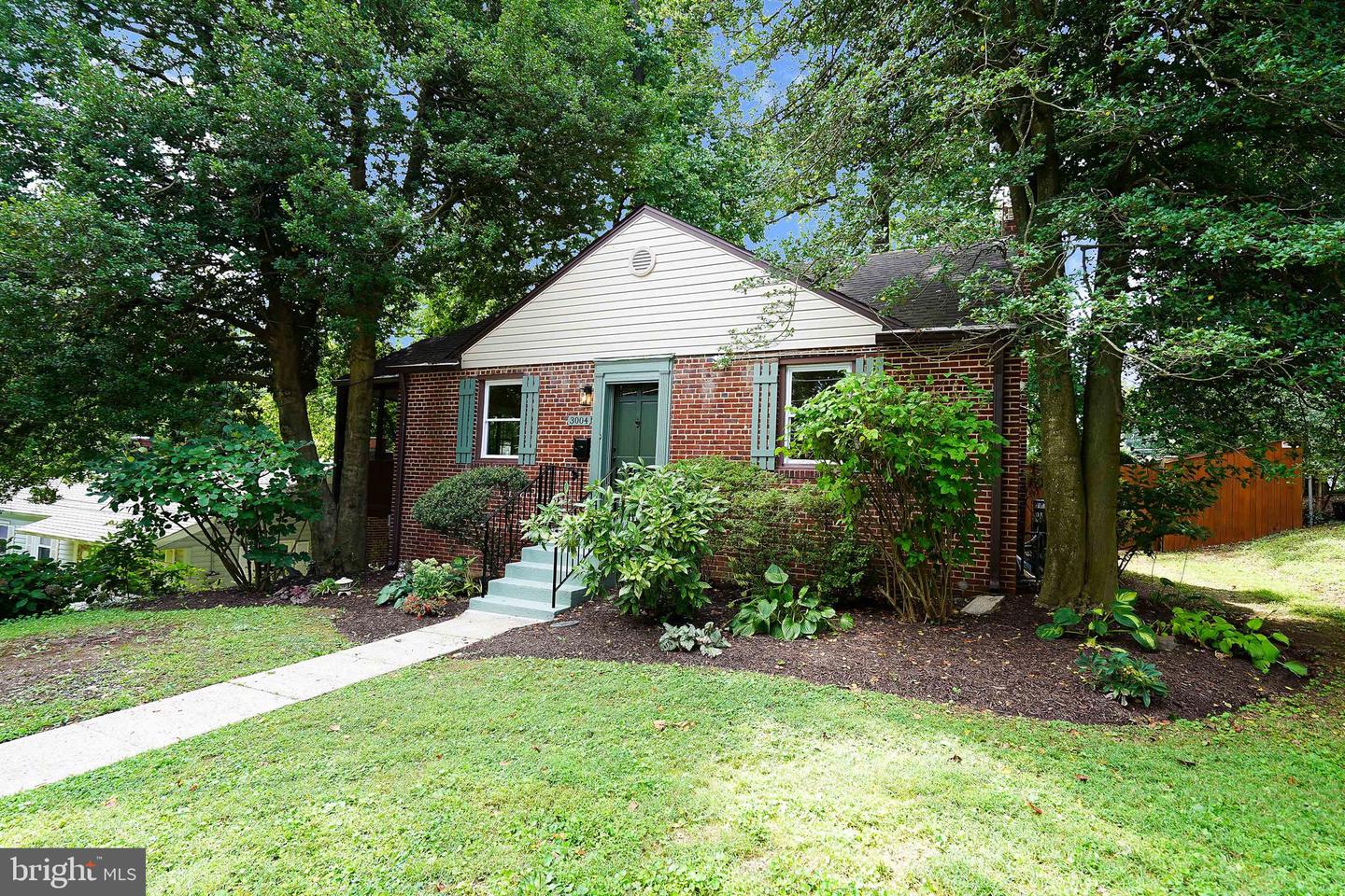 3004 DAWSON AVE