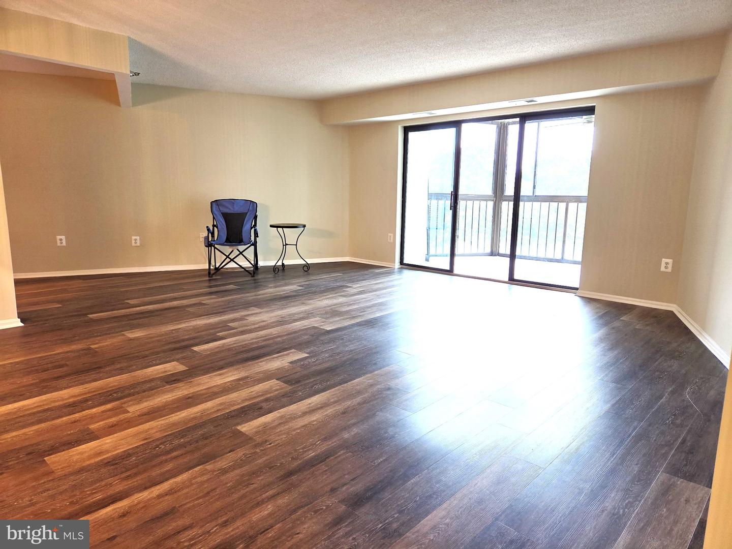 15107 Interlachen Dr #2-517 Property Photo 6