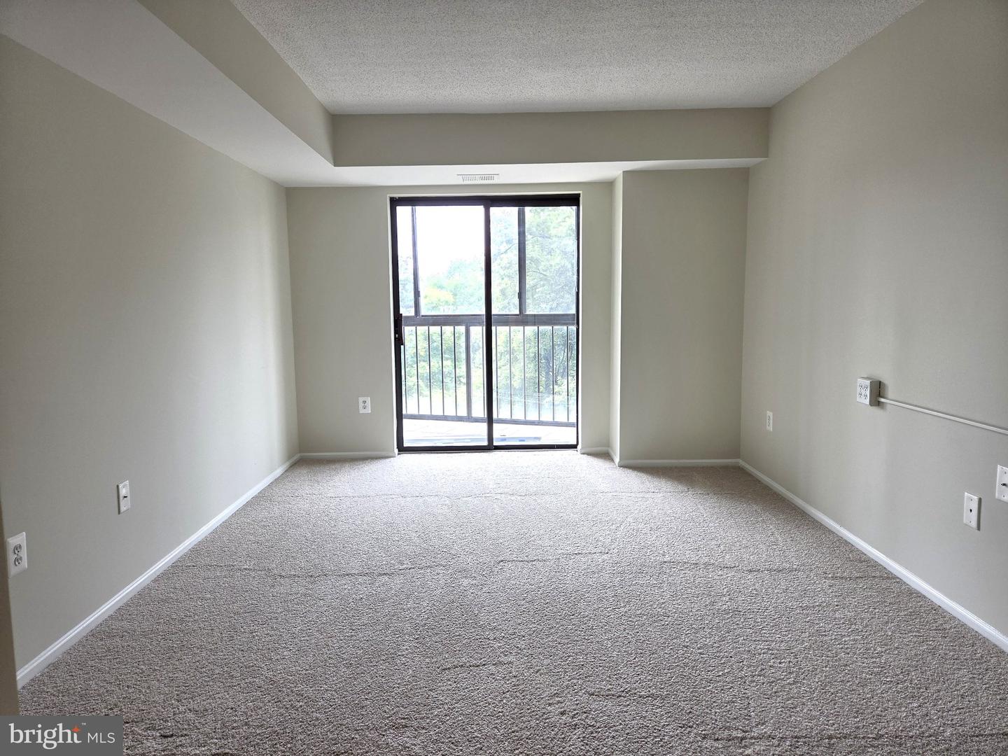 15107 Interlachen Dr #2-517 Property Photo 20
