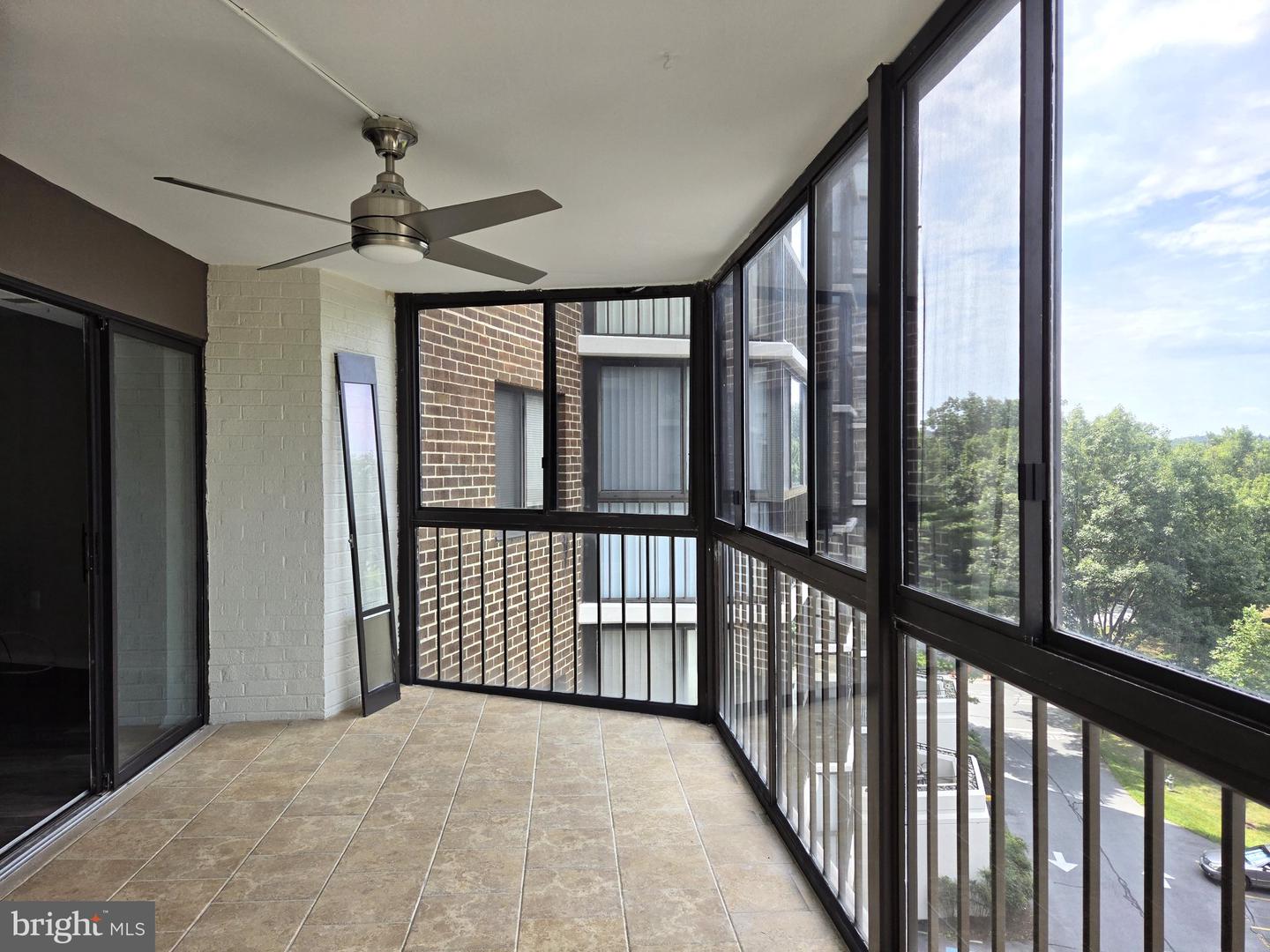 15107 Interlachen Dr #2-517 Property Photo 29
